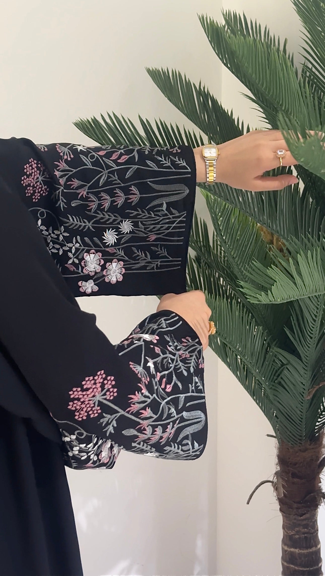 Abaya with Embroidered Sleeves and Piping Work" Z125