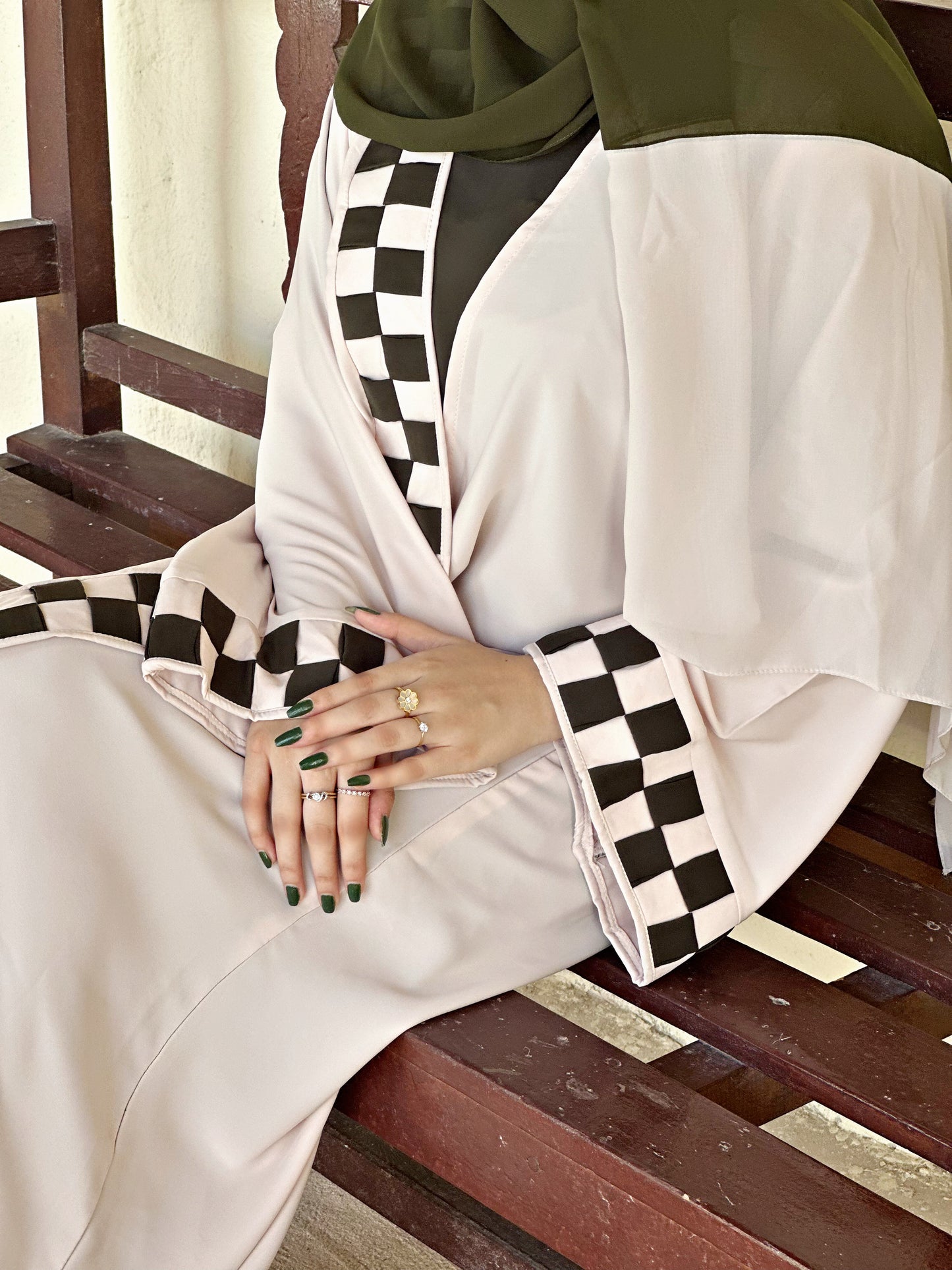 Checked Pattern Abaya & Inner Dress - New Arrival Z136