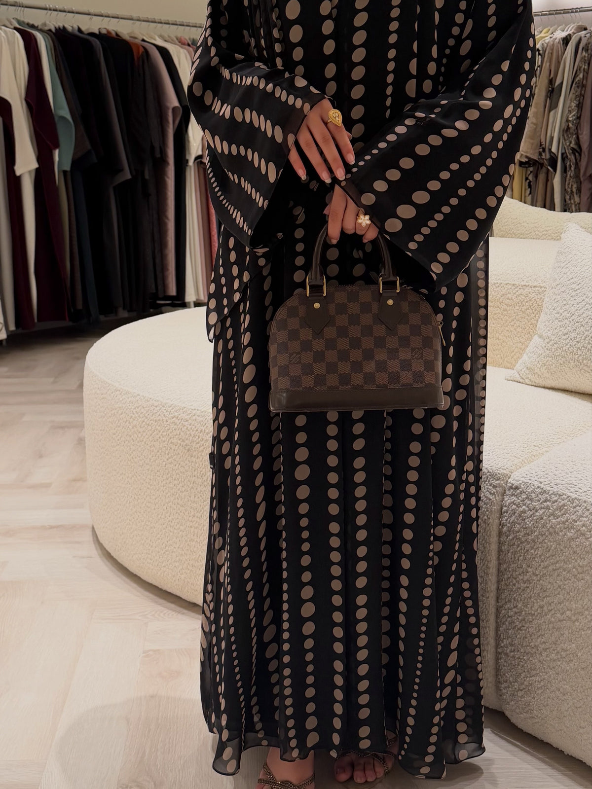 Classic noir printed chiffon abaya