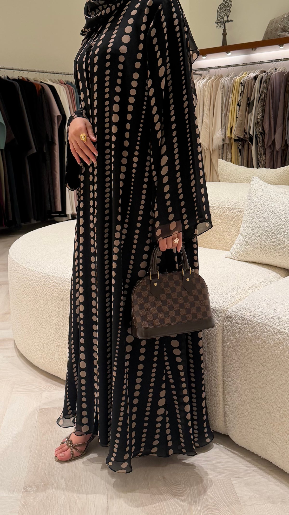 Classic noir printed chiffon abaya