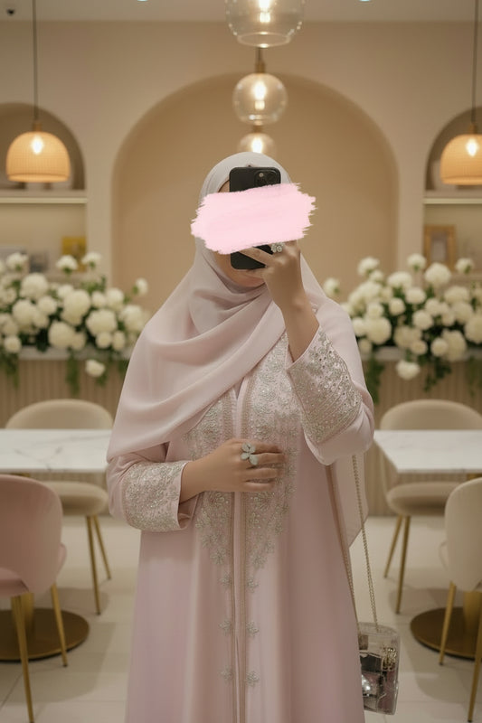 Zahida bi Blush Silver Abaya