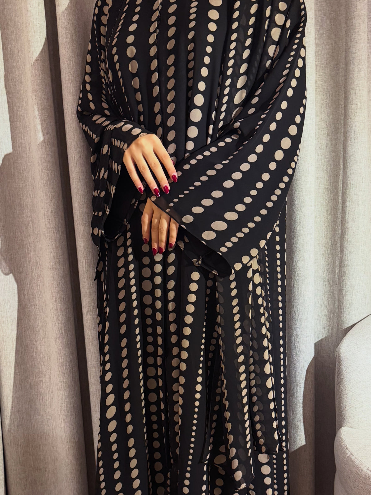 Classic noir printed chiffon abaya