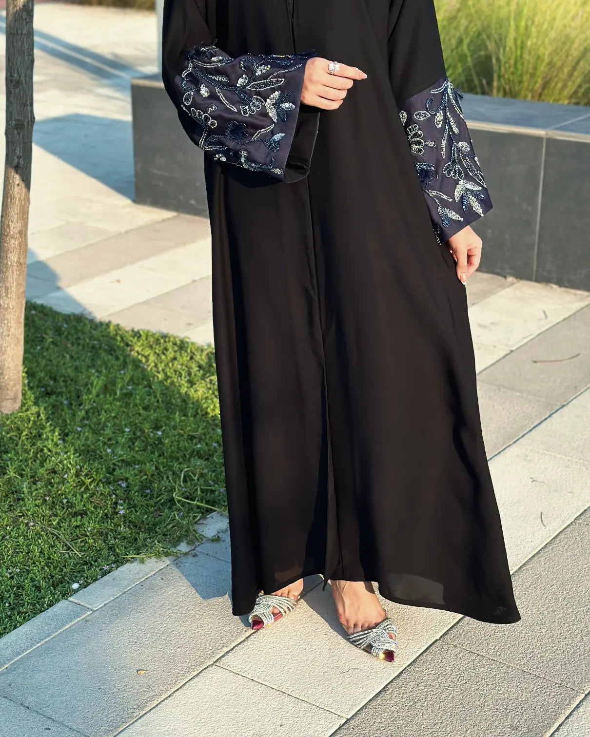 Crafted to Perfection: Handwork Sleeves for Effortless Grace.