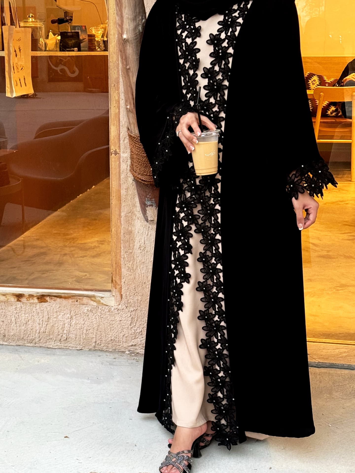 Dantel design latest Abaya
