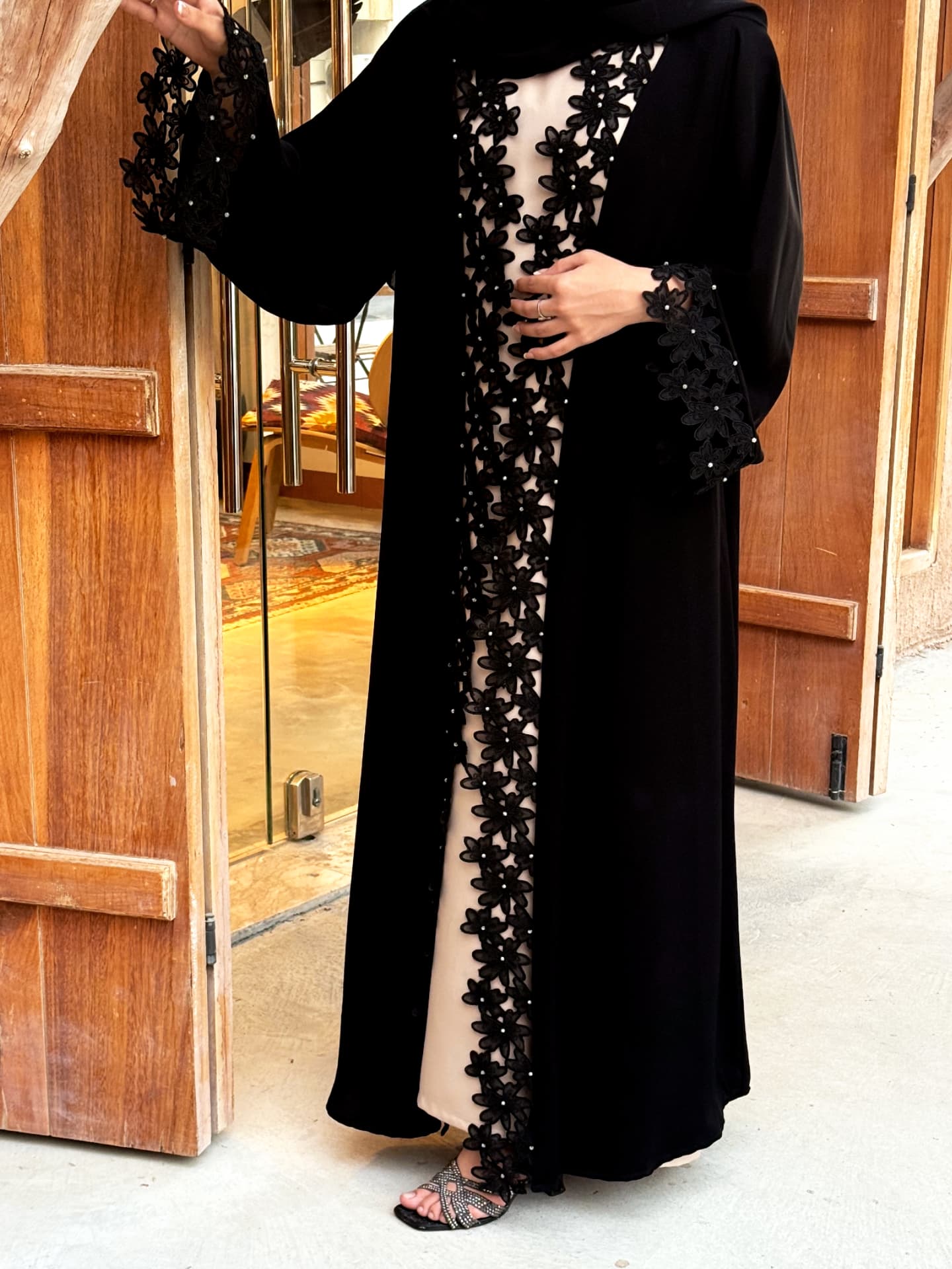 Dantel design latest Abaya