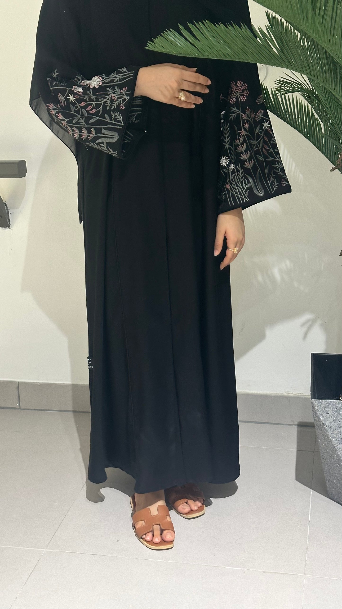 Abaya with Embroidered Sleeves and Piping Work" Z125