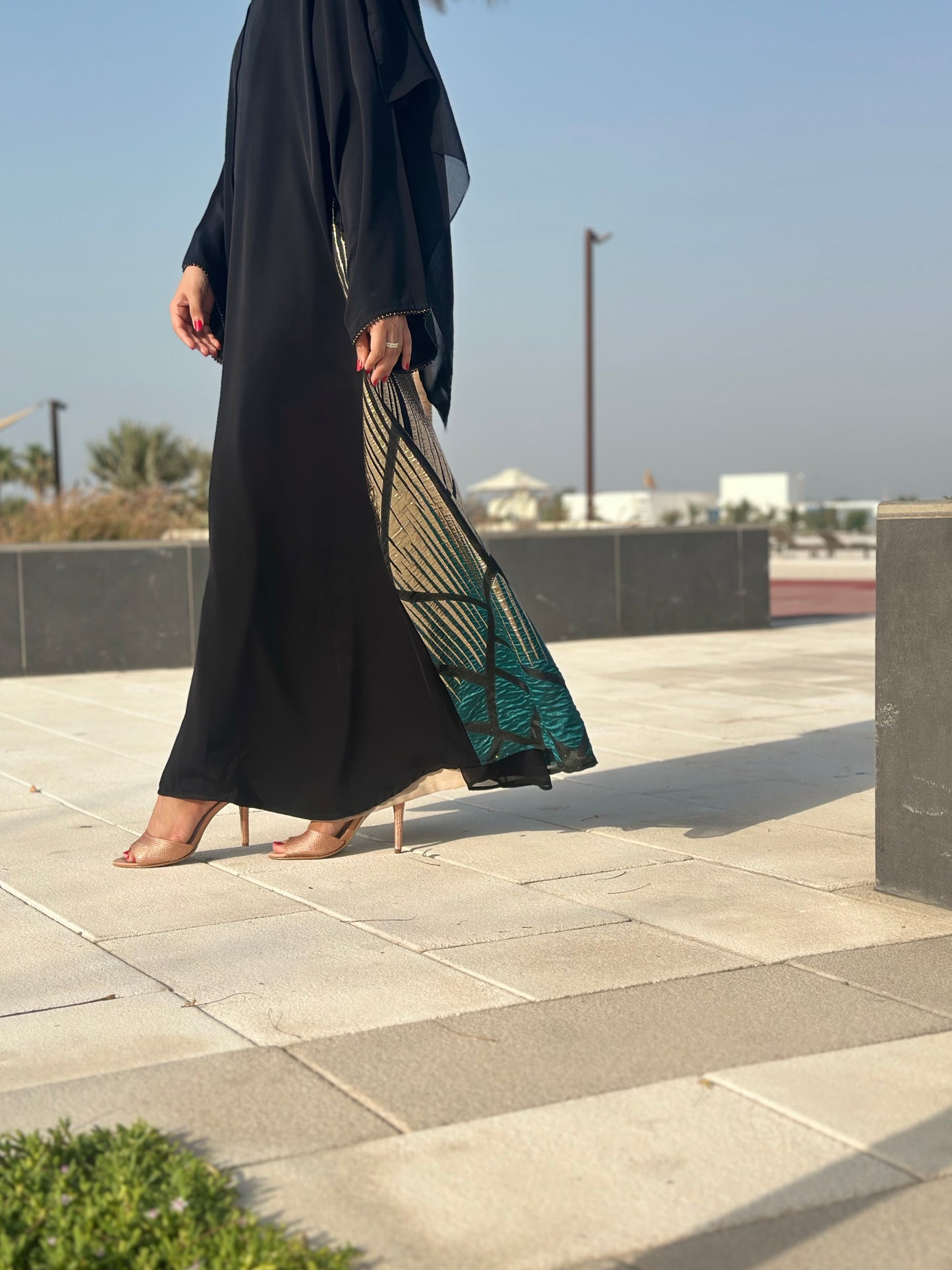 Best Back Statement Abaya