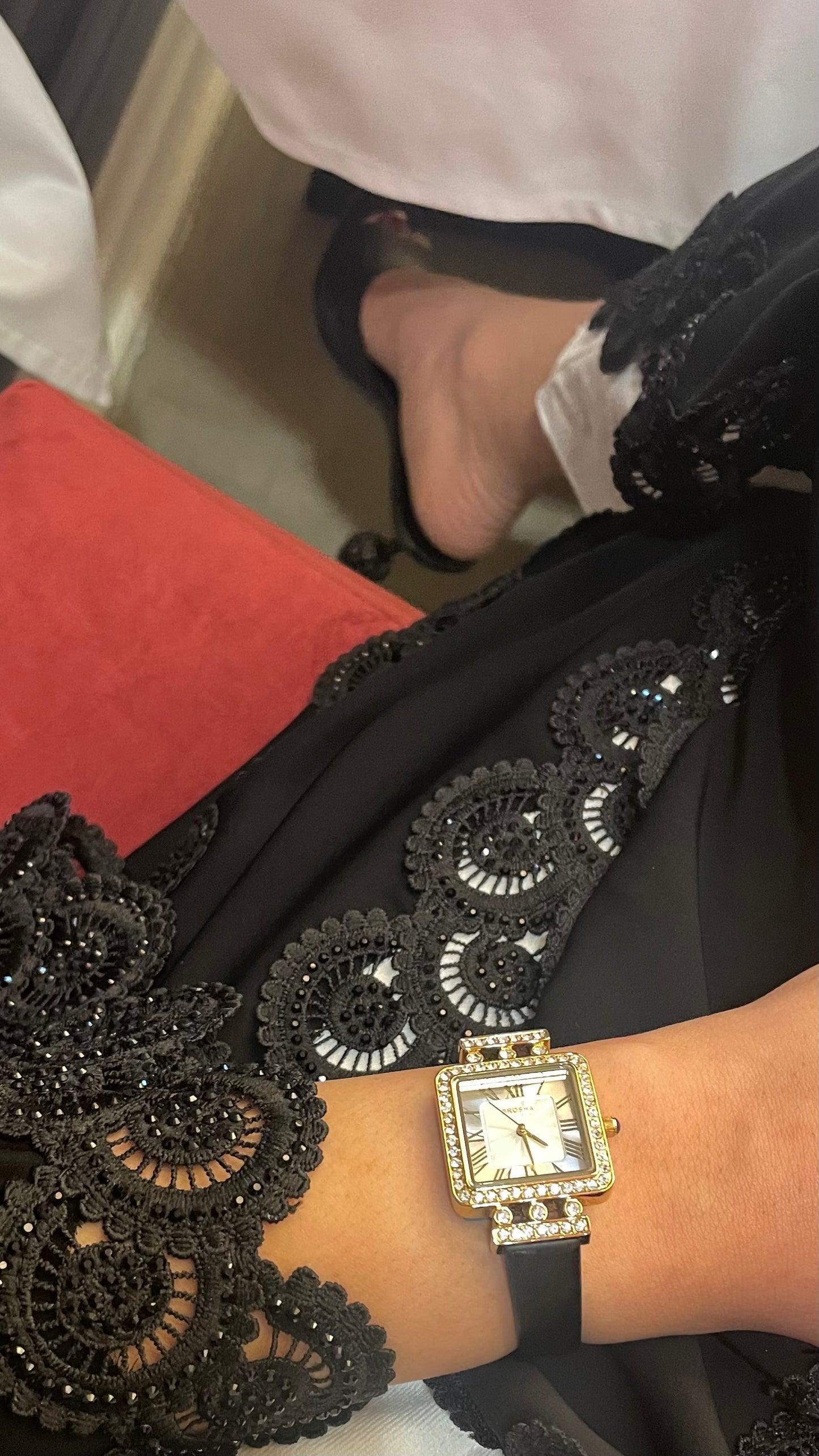 Grace in lace: The Latest Dantel Abaya Designs You’ll Love