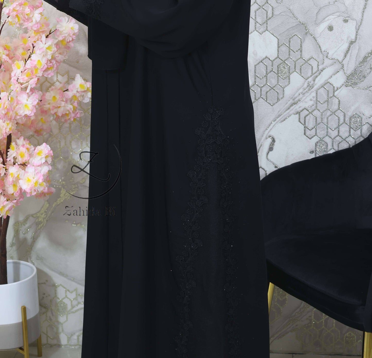 Black nada abaya with lace