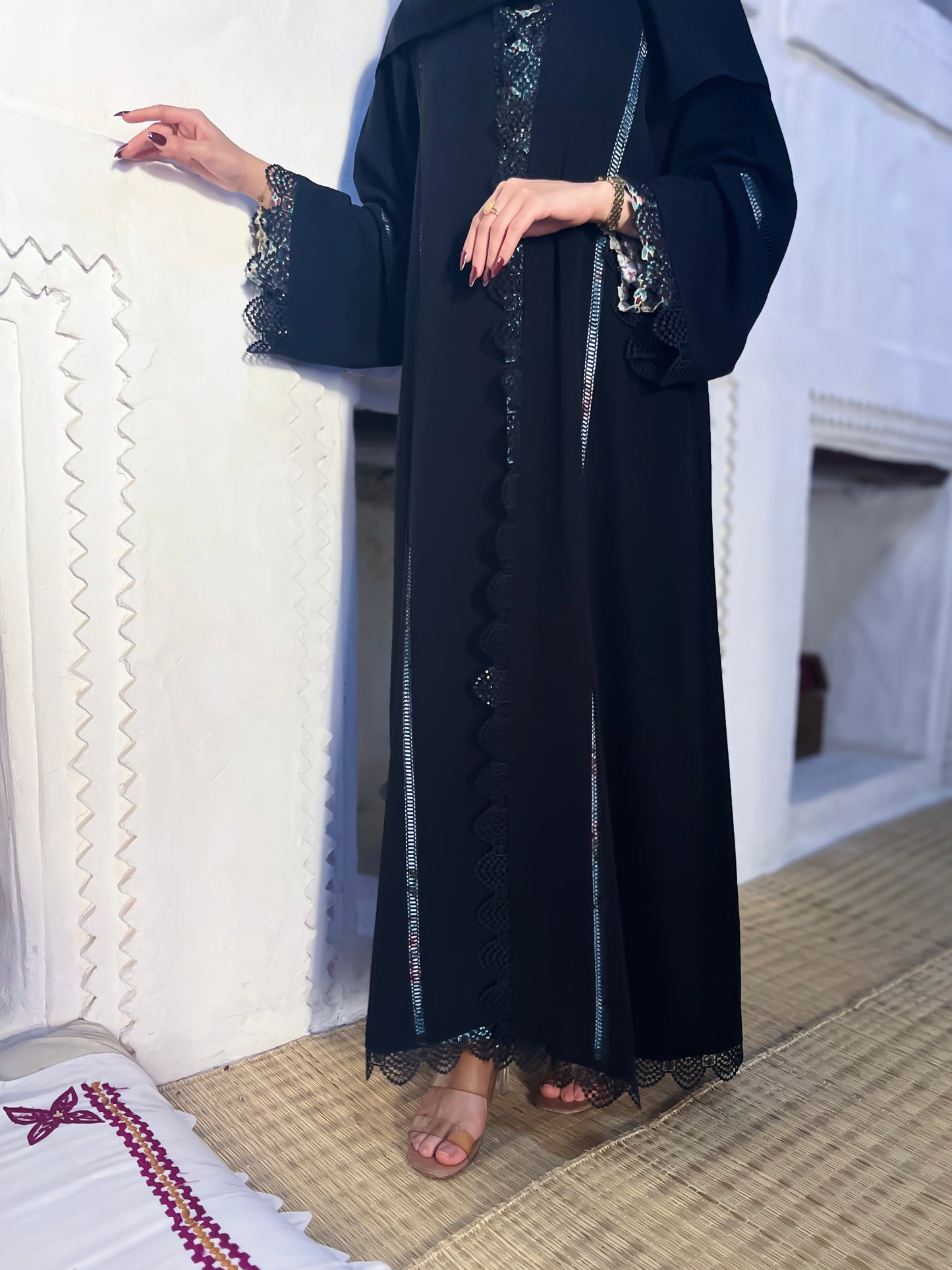 Nada Daily Wear Abaya with Black Lace Z124