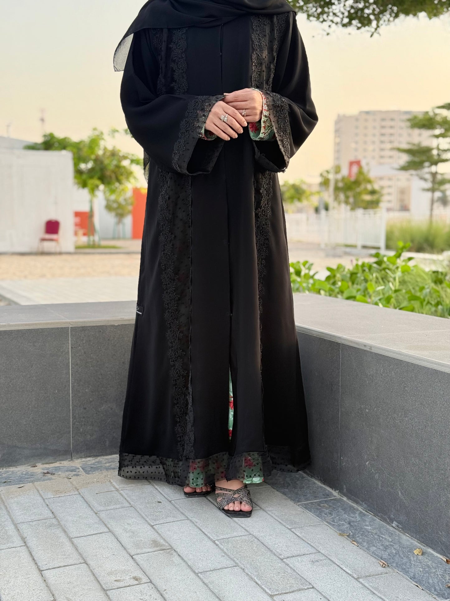 Latest dantel abaya