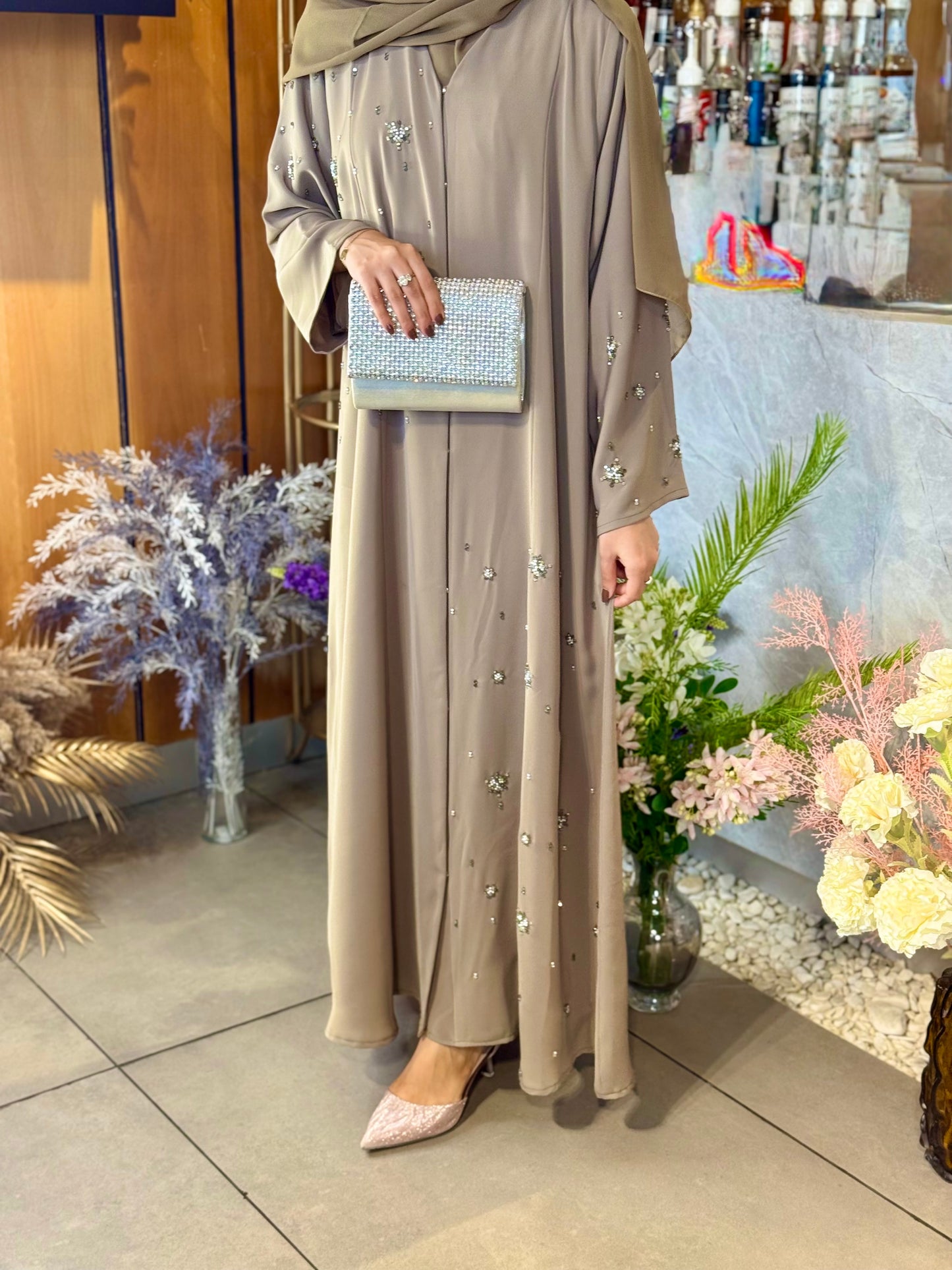 Graceful Full-Length Abaya – Contemporary Style for Women