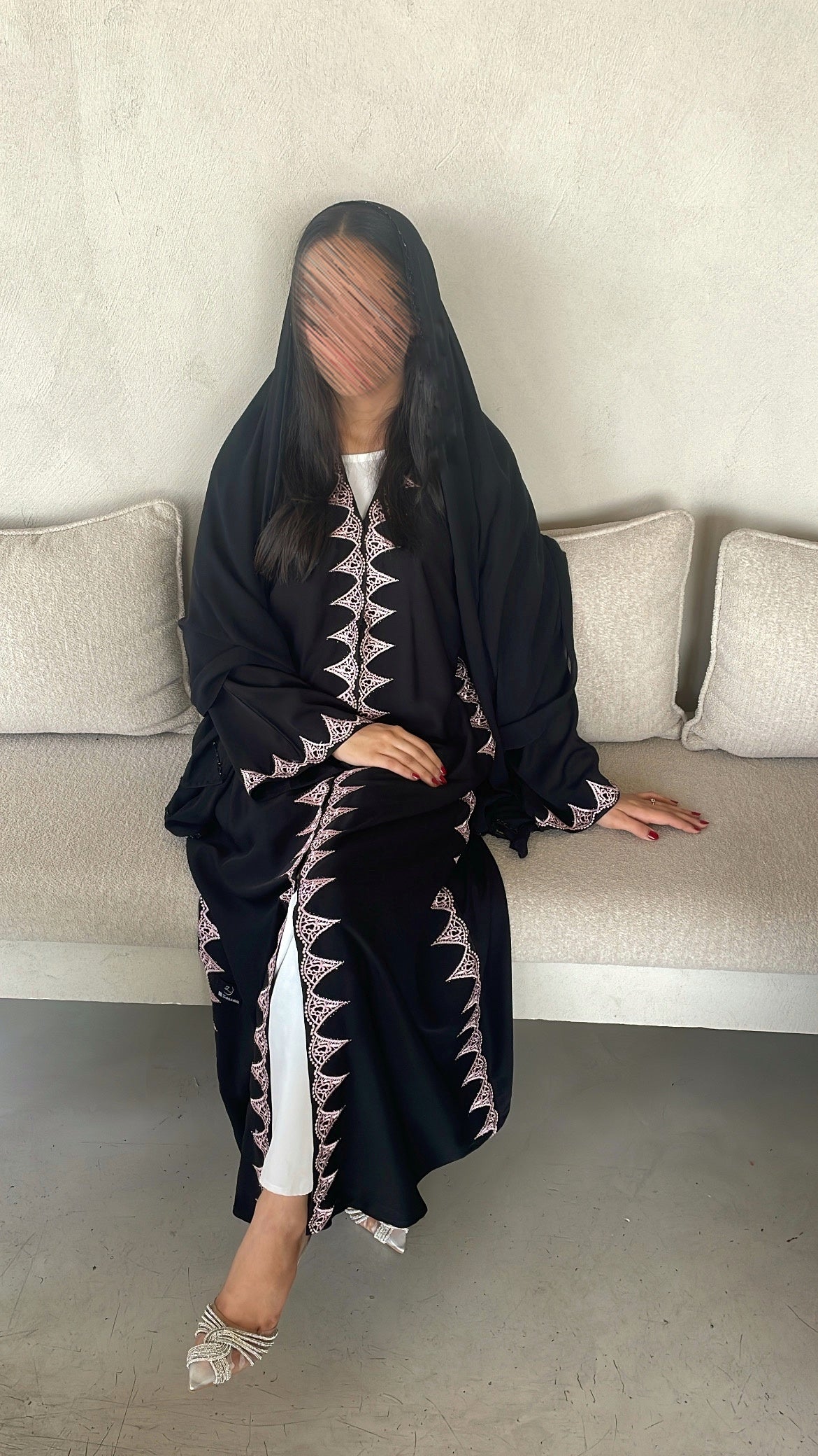 Latest embroidery pattern Abaya
