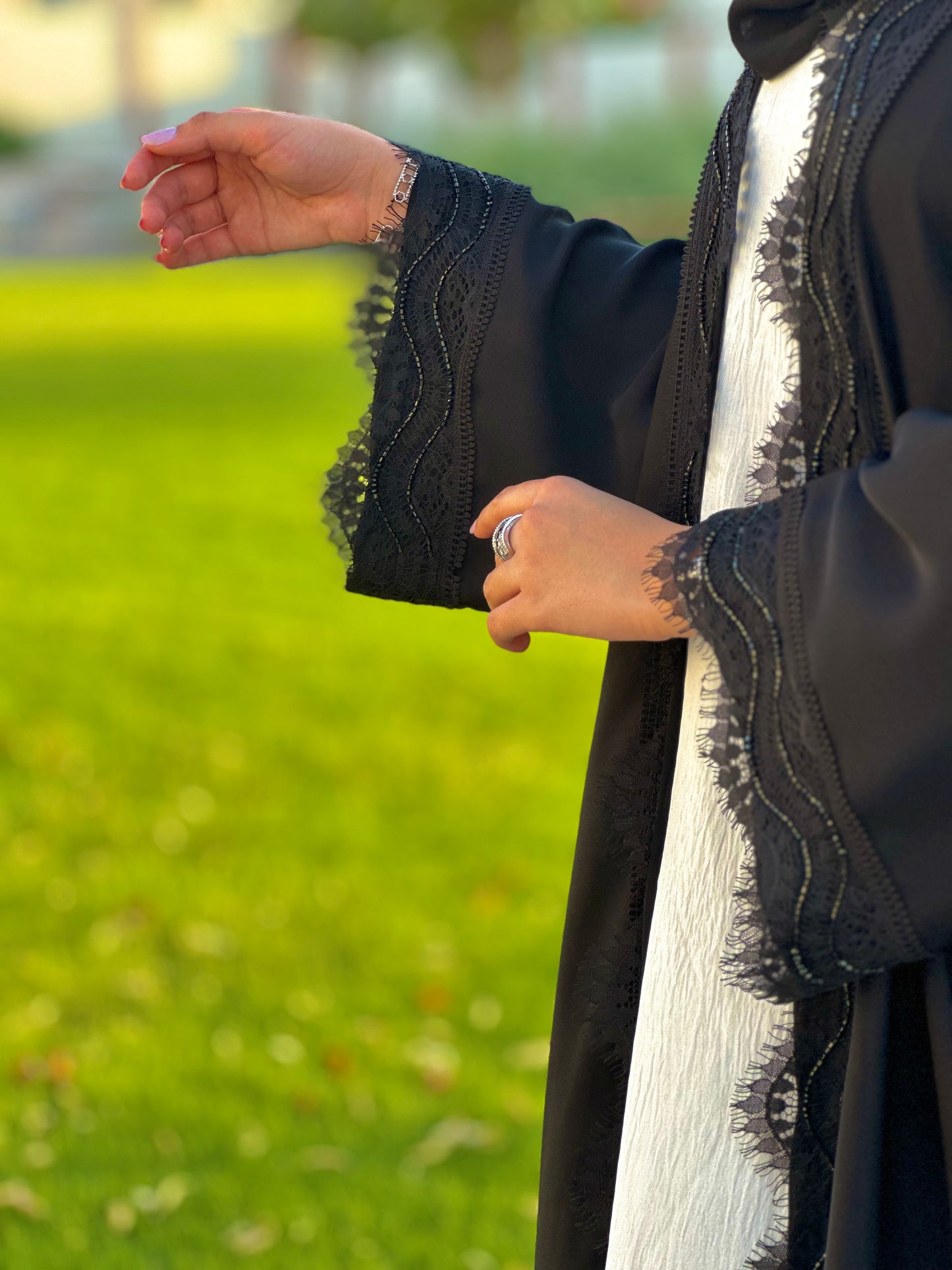 Abaya dantel ( Lace ) with handwork design, Z131