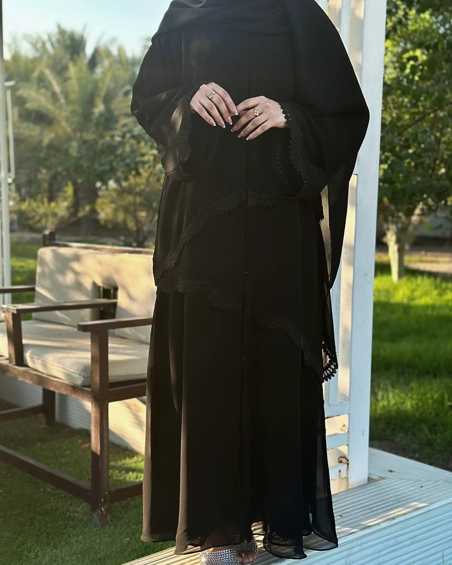 Premium Lace-Trimmed Black Abaya – Modern Modest Wear