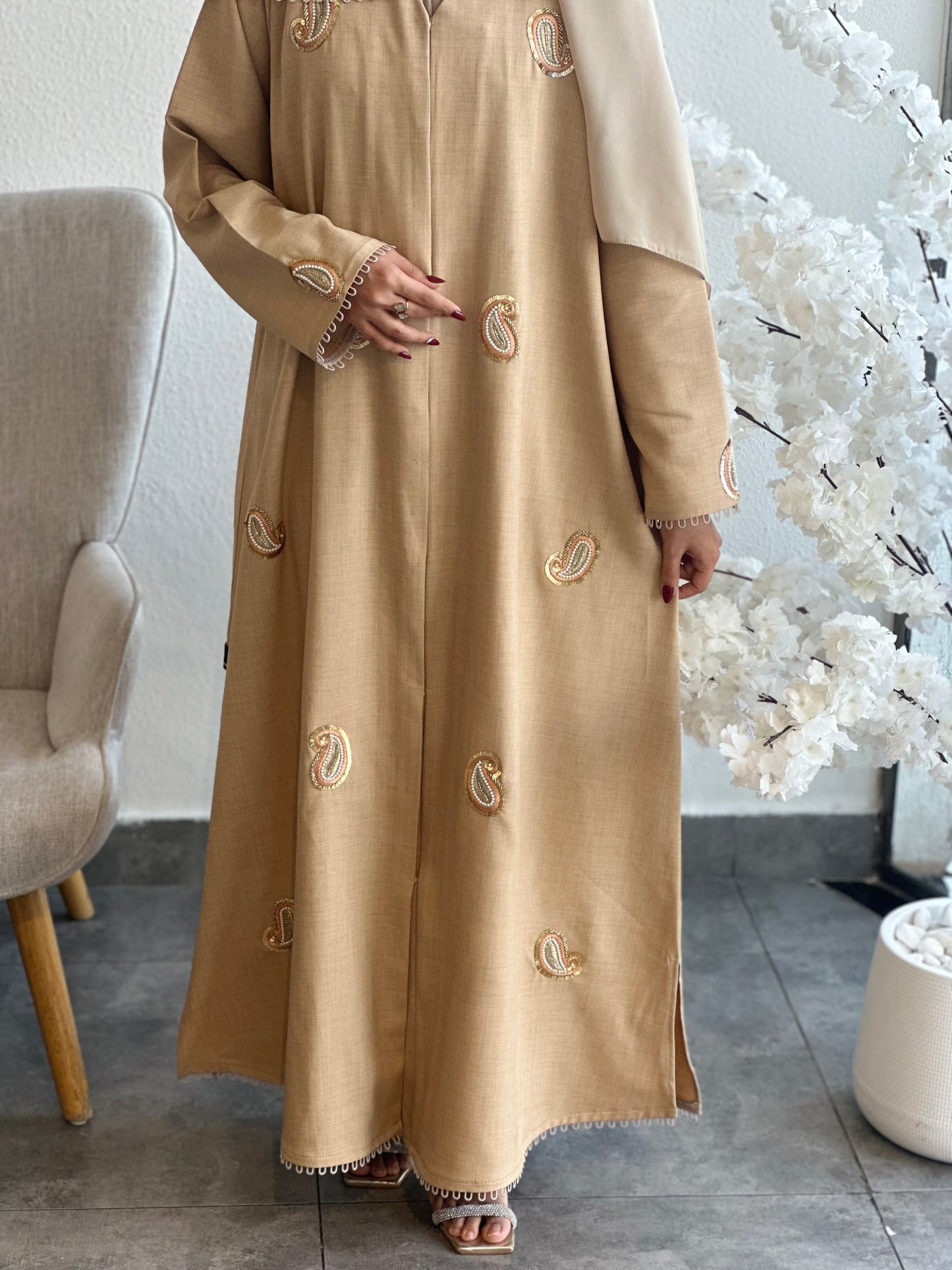 Premium Linen Paisley Abaya – Camel Beige & Matching Sheila | Z191