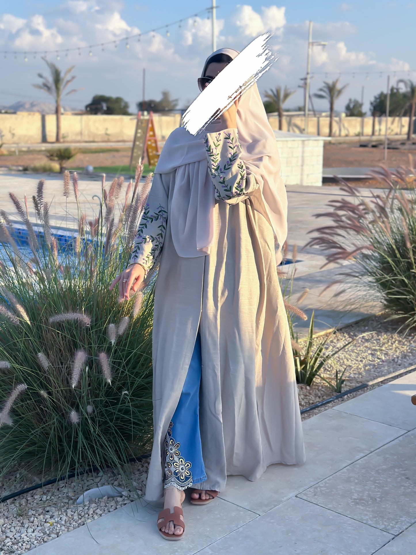 "Summer Wear Linen Abaya with Thread Handwork" Z117