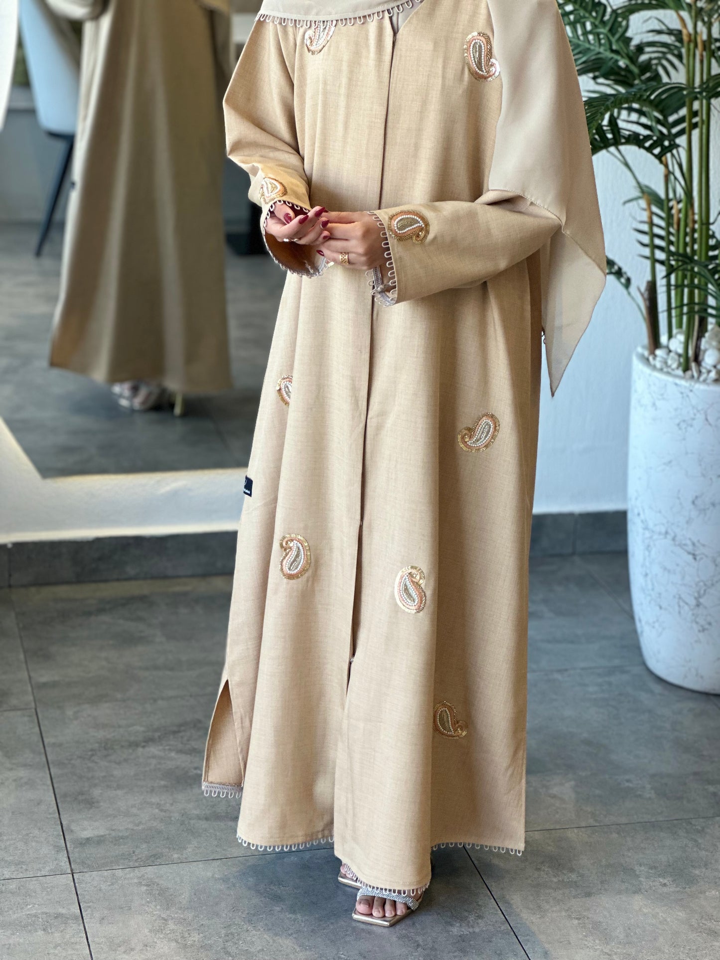 Premium Linen Paisley Abaya – Camel Beige & Matching Sheila | Z191