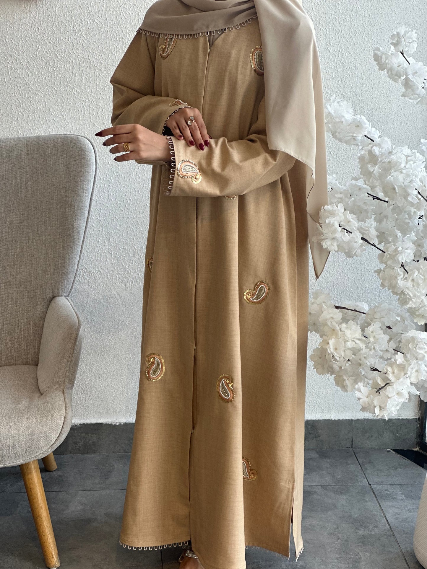 Premium Linen Paisley Abaya – Camel Beige & Matching Sheila | Z191
