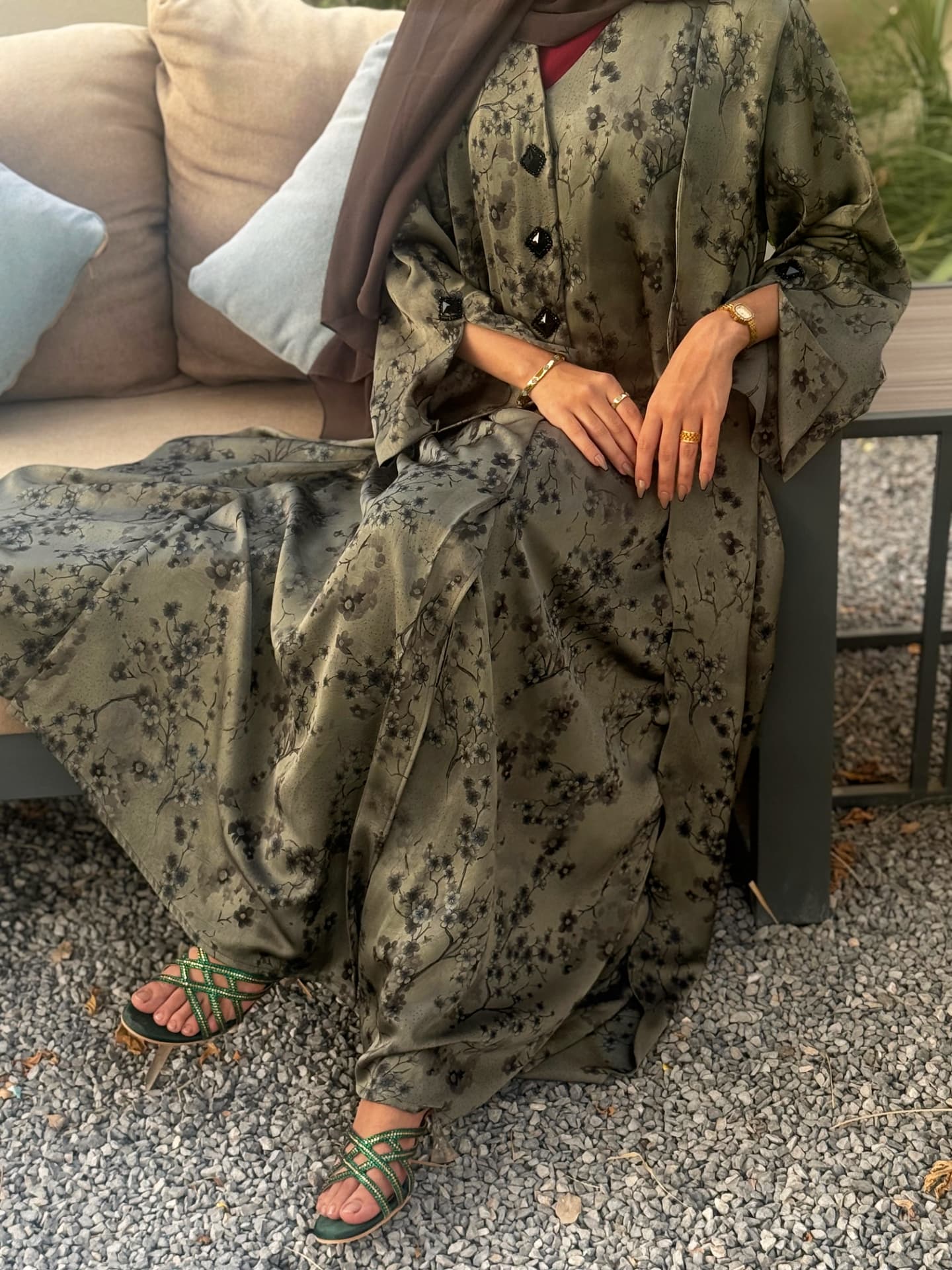 Modern & Elegant Abaya–  Loved in UAE