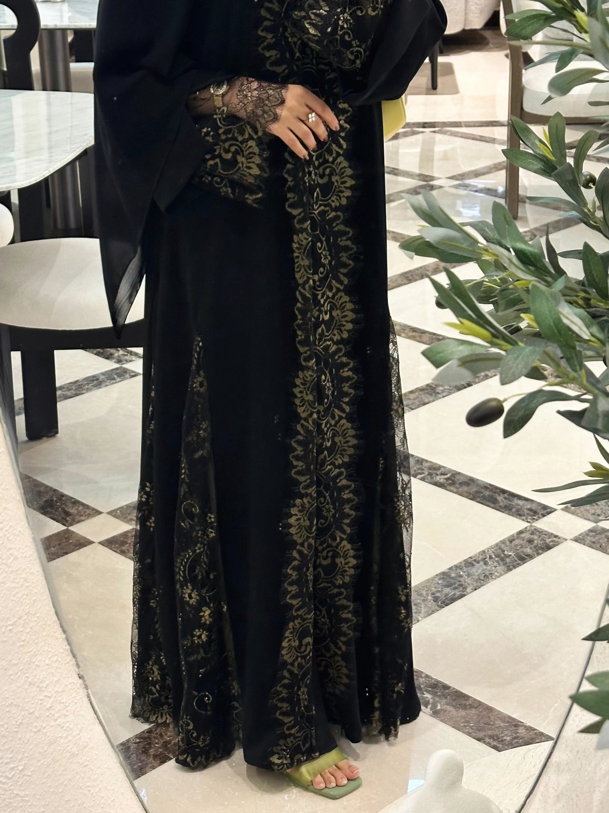 Luxury Brown/Black Abaya in Nada Fabric with Dantel | UAE Abaya Shop - Zahida bi 