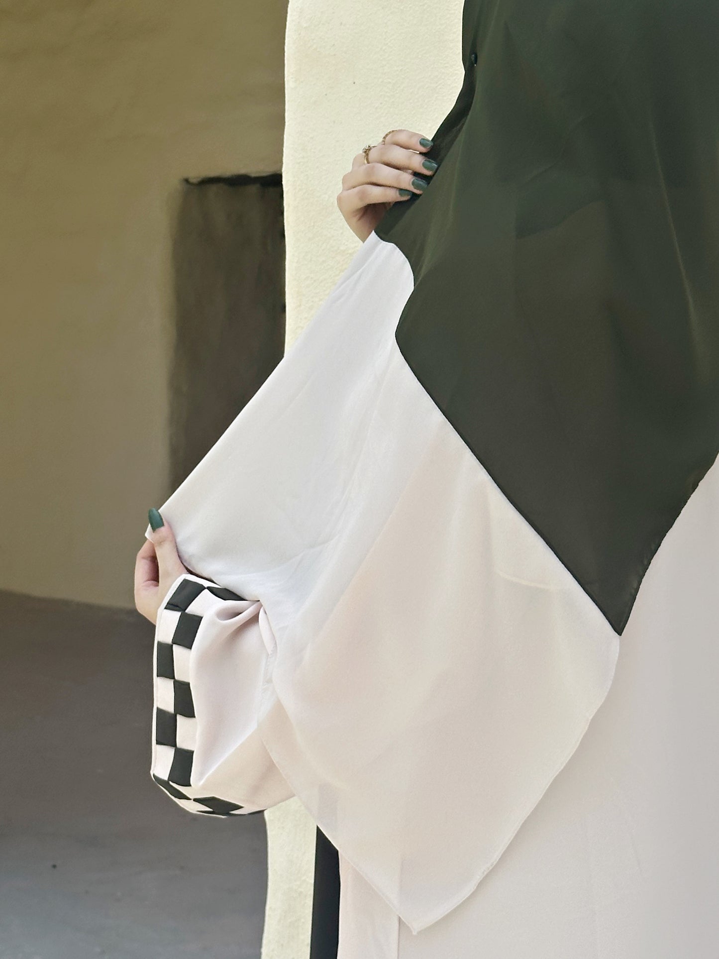 Checked Pattern Abaya & Inner Dress - New Arrival Z136