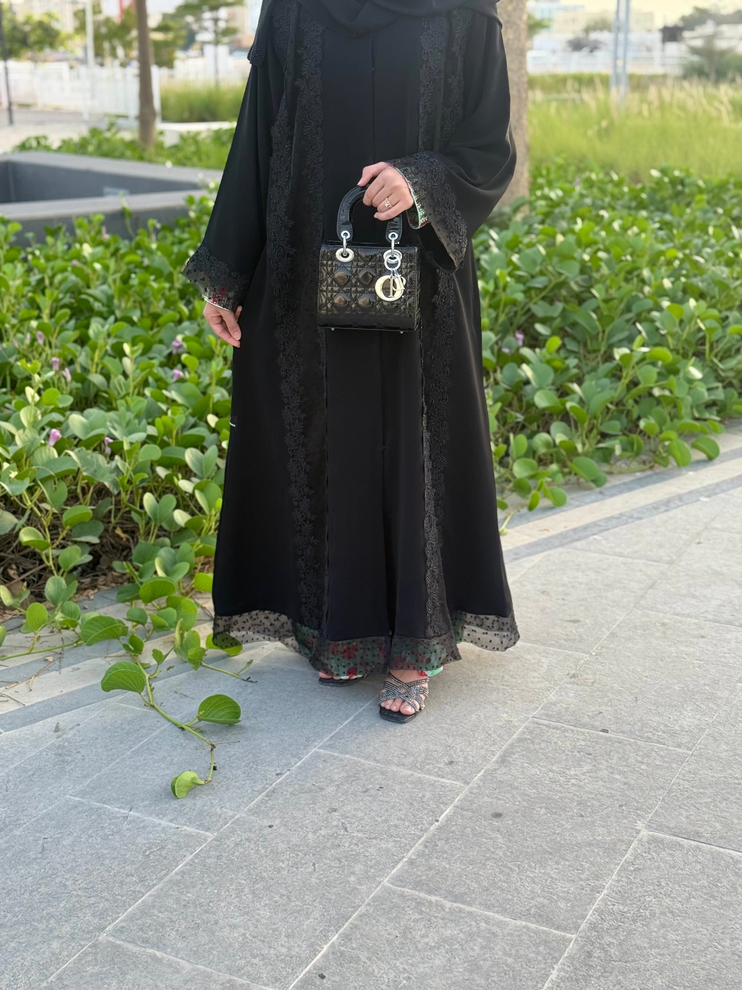 Latest dantel abaya