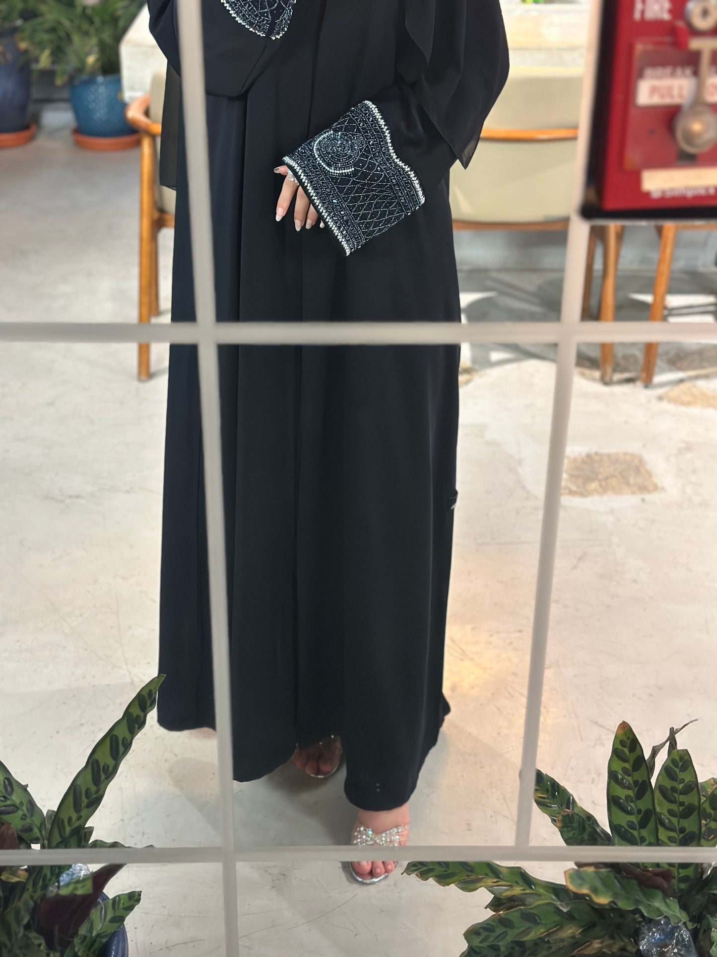 Amazing sleeves design Uae style Abaya
