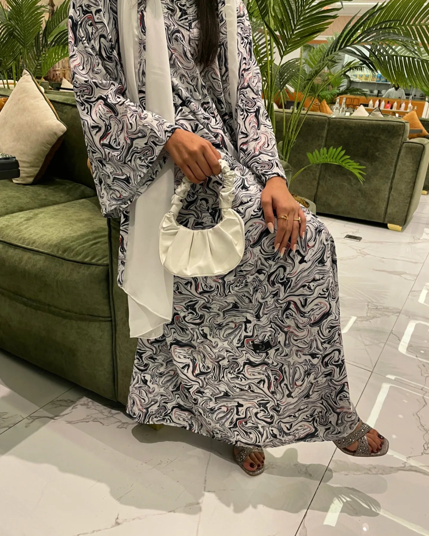 Printed Abaya in Soft, High-Quality Linen Z109