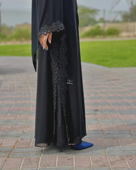 "Chiffon Abaya with Lace - Perfect for the Workplace" Z123