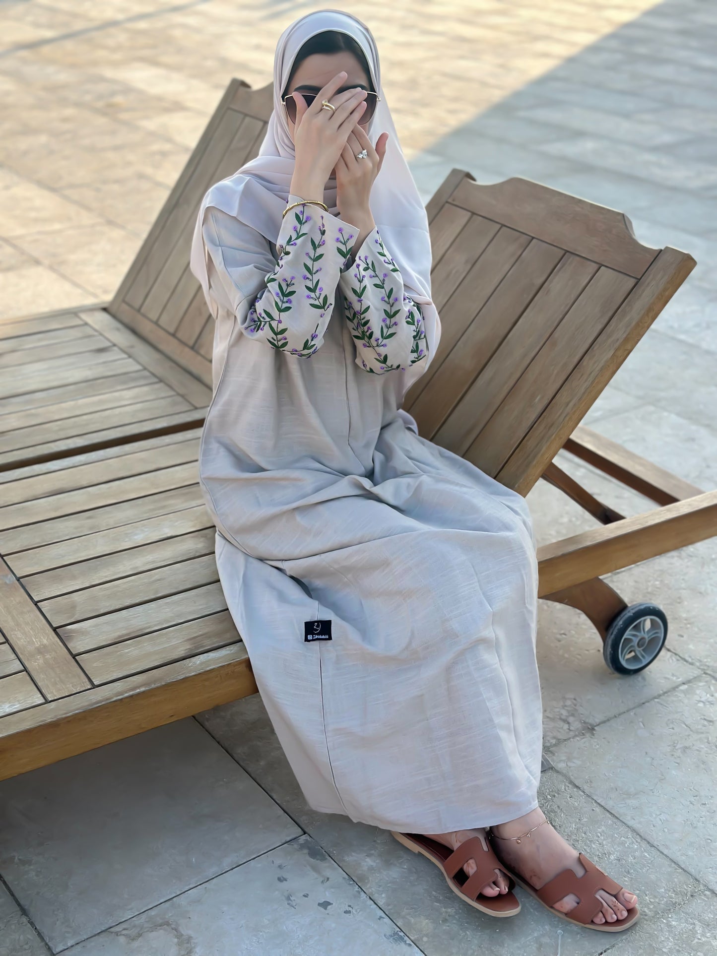 "Summer Wear Linen Abaya with Thread Handwork" Z117