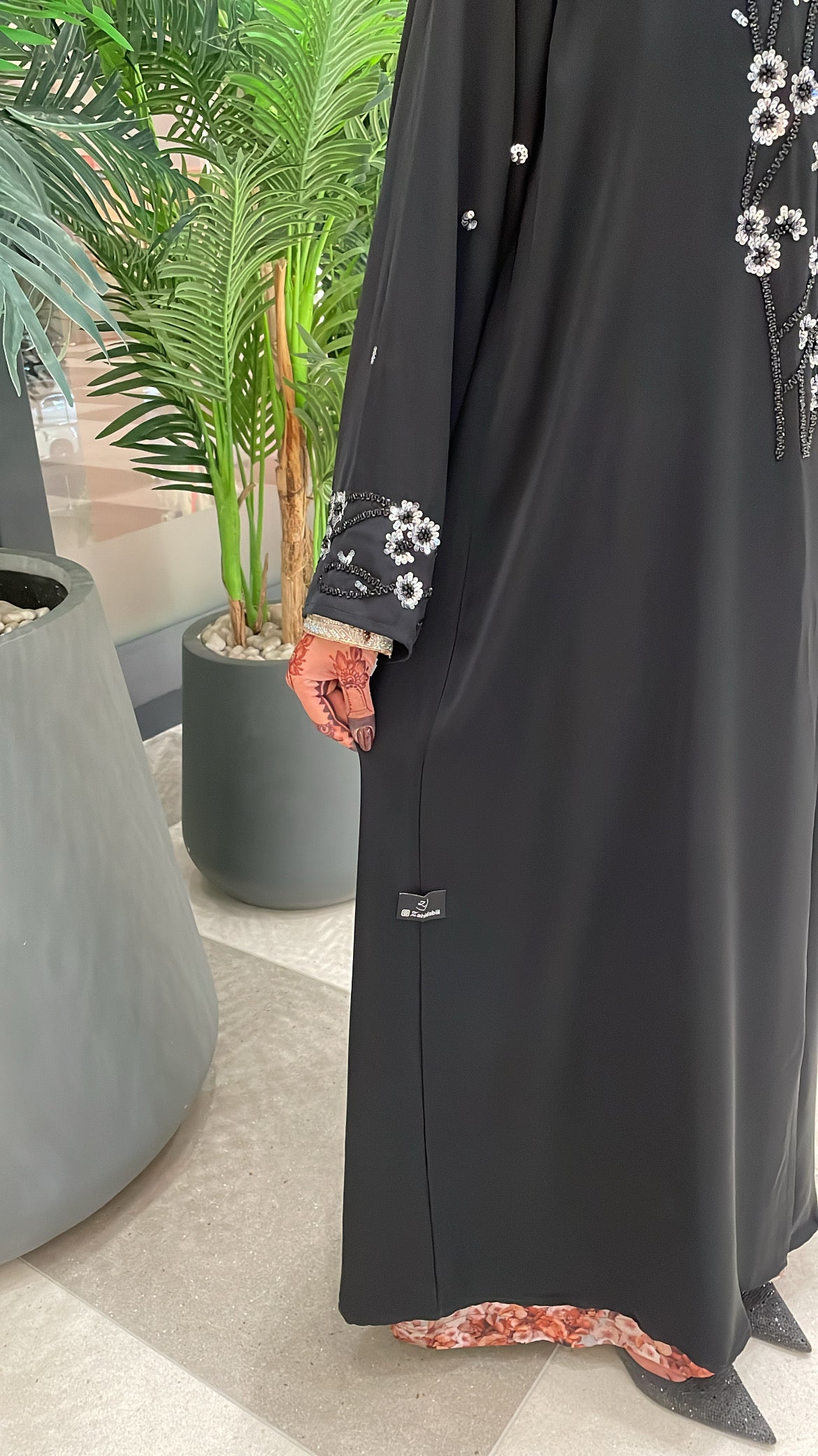 Designer Black Abaya with Handwork – Eid & Occasion Wear UAE