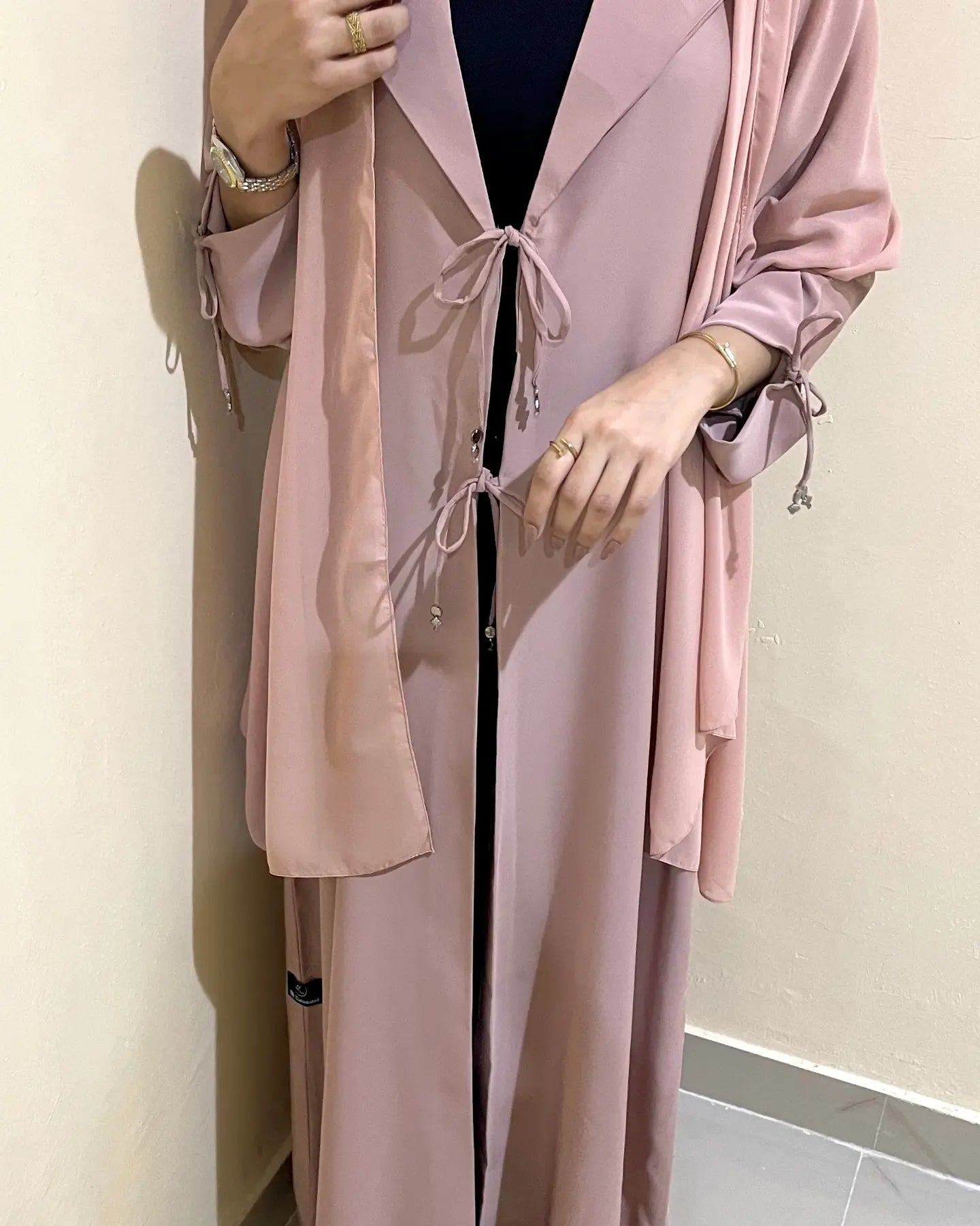 "Nada Abaya with Collar in Blush Pink" Z127