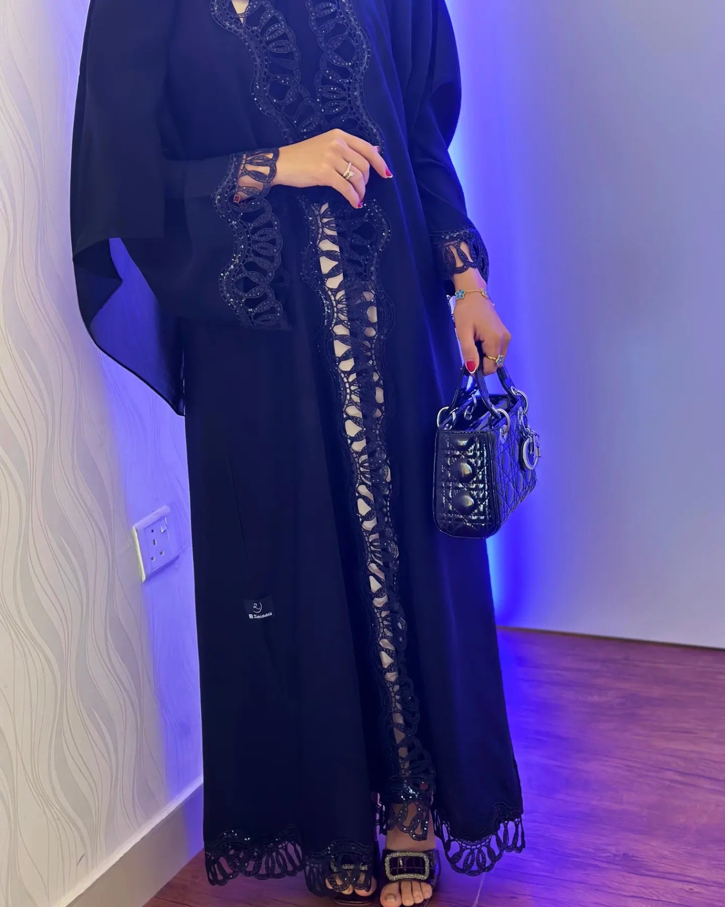 Abaya nada with black lace Z133